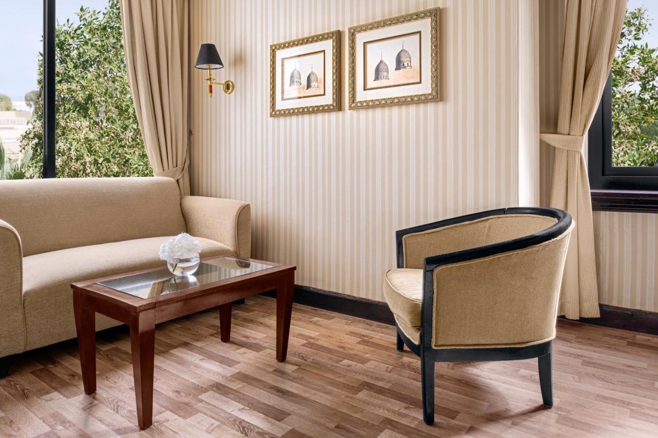 Intercontinental By Ihg 5*